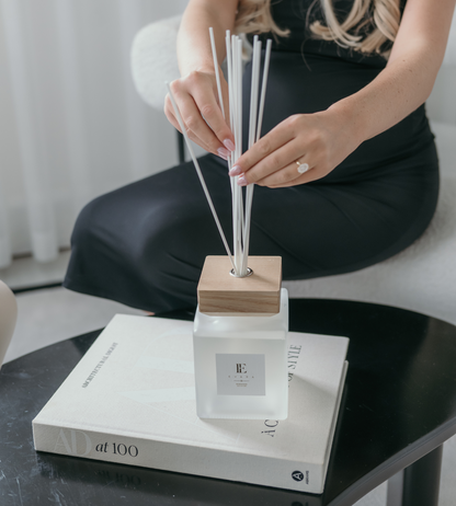 Evara Square Rose Wood White Reed Diffuser Set - 1000ml